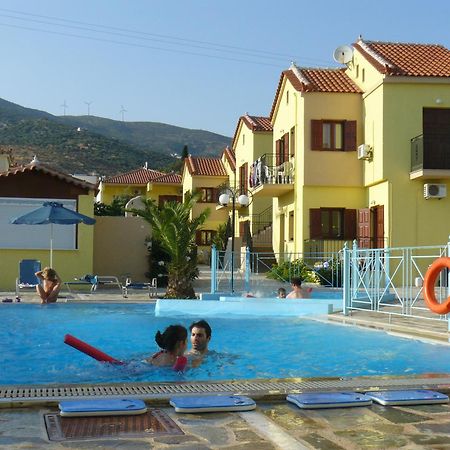 Stella Apartments Marathokampos Luaran gambar